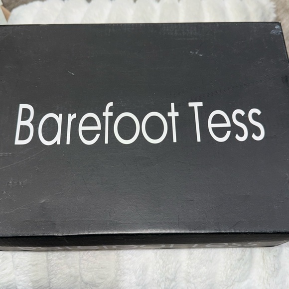 NIB Barefoot Tess | Silver Holographic Pumps | size 12 US | Never Worn - Picture 4 of 6
